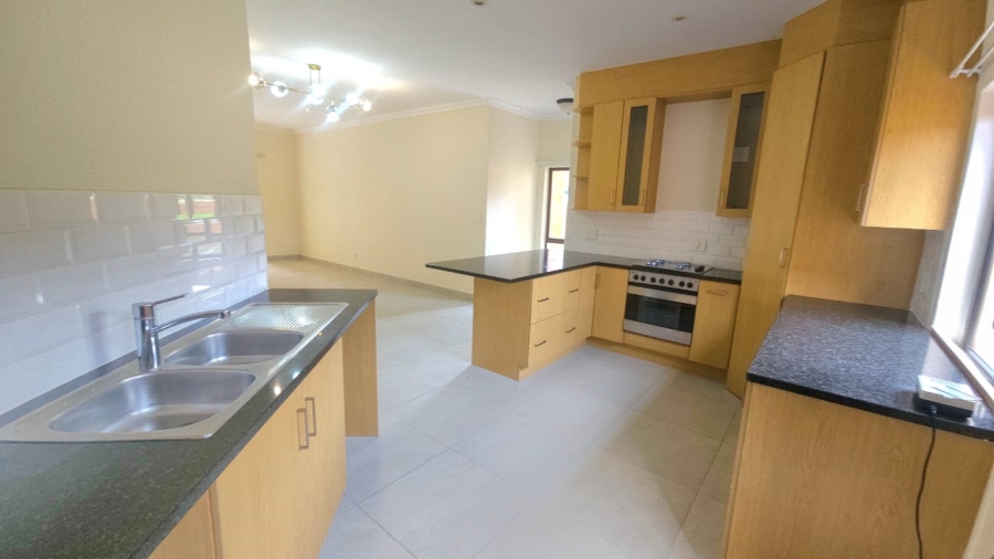 To Let 3 Bedroom Property for Rent in Landsmeer Residential Estate North West